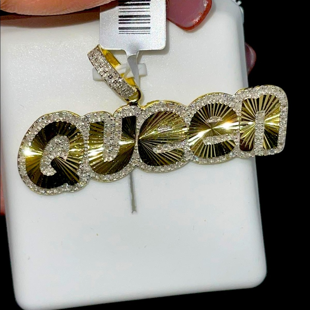 REAL DIAMOND Queen custom made pendant charm .83ct best gift appraisal included
